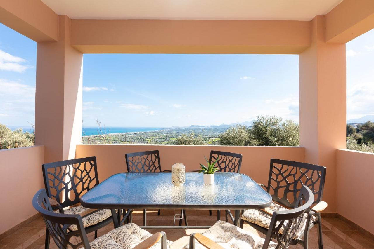 Ioanna & Stavros, Private Pools, Bbq & Seaview, By Thinkvilla Villa Maroulas
