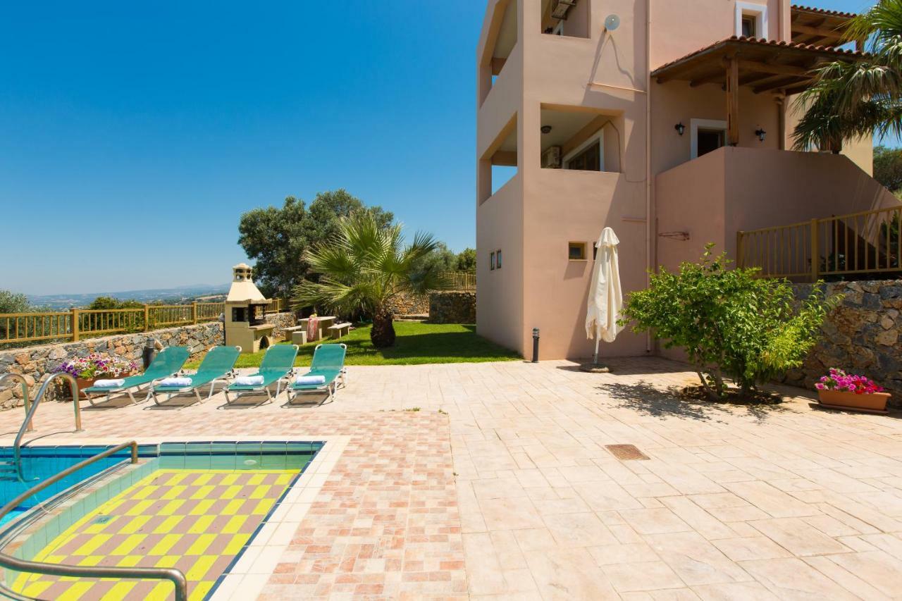 Ioanna & Stavros, Private Pools, Bbq & Seaview, By Thinkvilla Вилла Maroulas