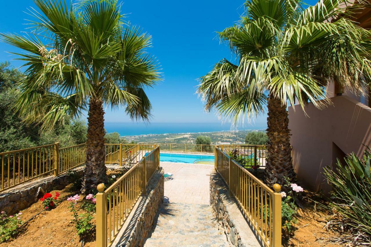 Ioanna & Stavros, Private Pools, Bbq & Seaview, By Thinkvilla Maroulas
